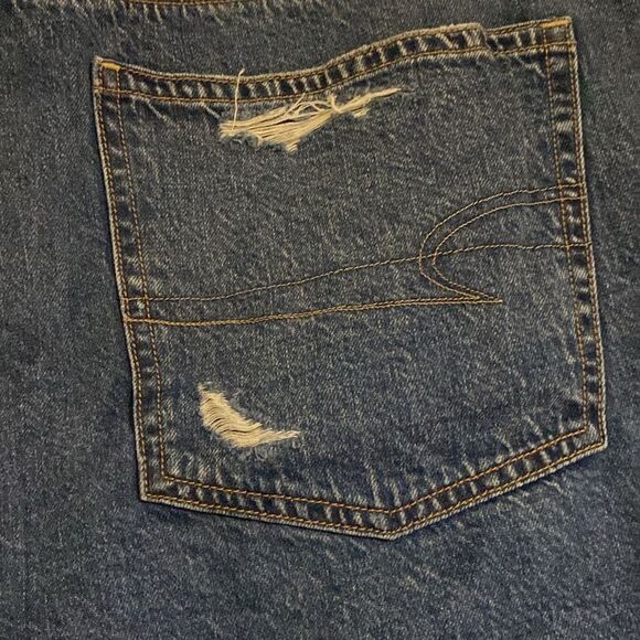 NWT American Eagle Distressed Jean Shorts Size 18 - Picture 5 of 9